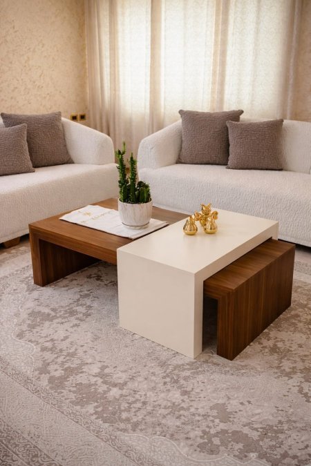 طاولة وسط بسعر {500} شيكل